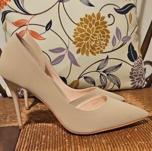 Elegant Beige Women's Heels